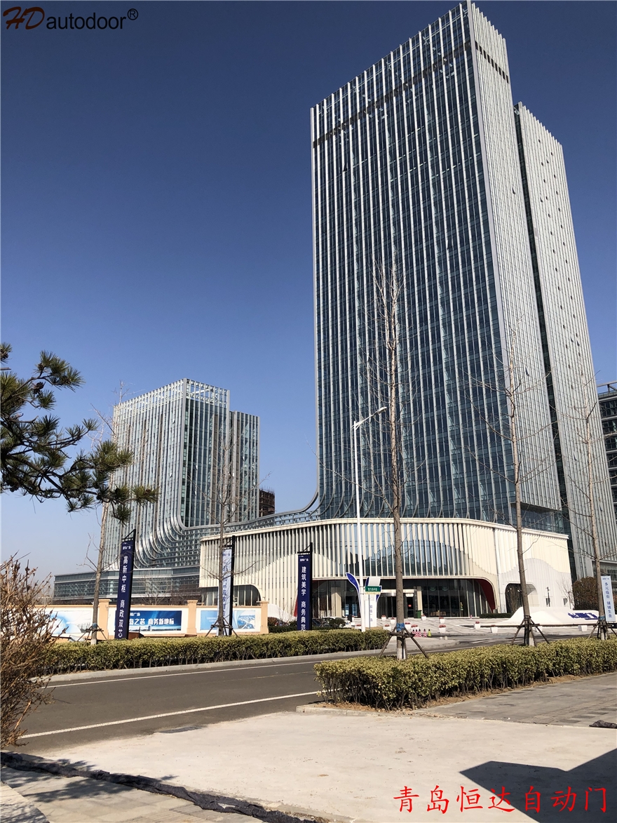 海爾地產?海爾國際廣場項目兩翼旋轉門 